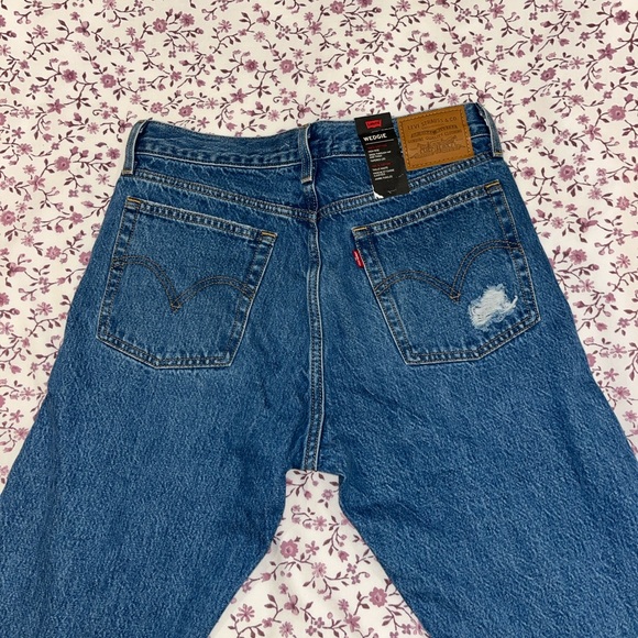 Levi’s Women’s Wedgie Original fit - size 29. - Picture 3 of 8
